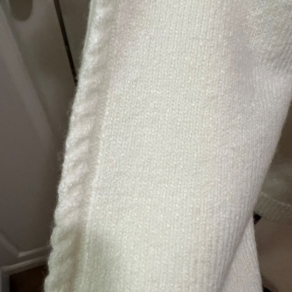 NWT Ann Taylor Mixed Stitch Ruffled sweater Size M - Picture 4 of 8